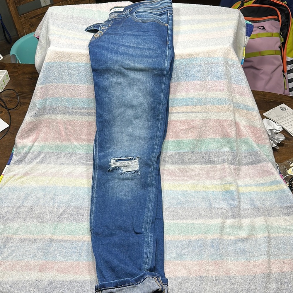 Brand New Never Worn KanCan Skinny Jean